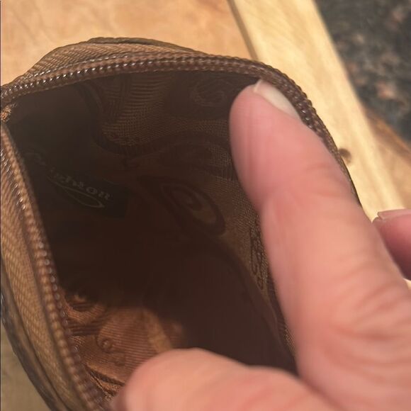 NEW. Brighton Brown Leather Heart-Embellished Coin Purse - Picture 8 of 8